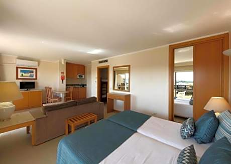 Deluxe Junior Suite with Partial Sea View