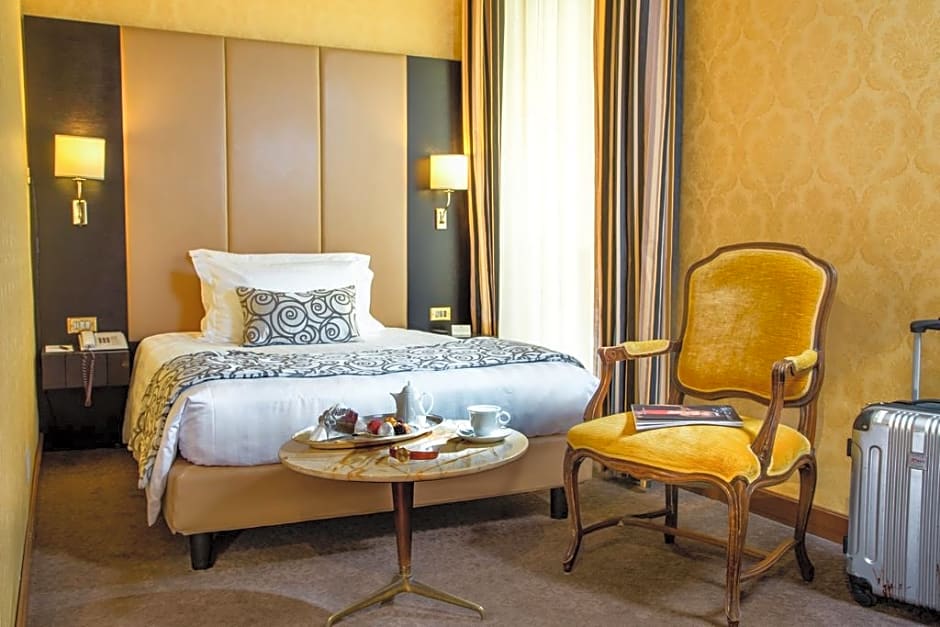 Hotel Savoy