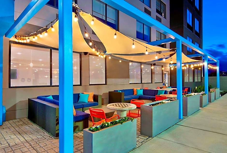 Tru By Hilton Ashburn One Loudoun, VA