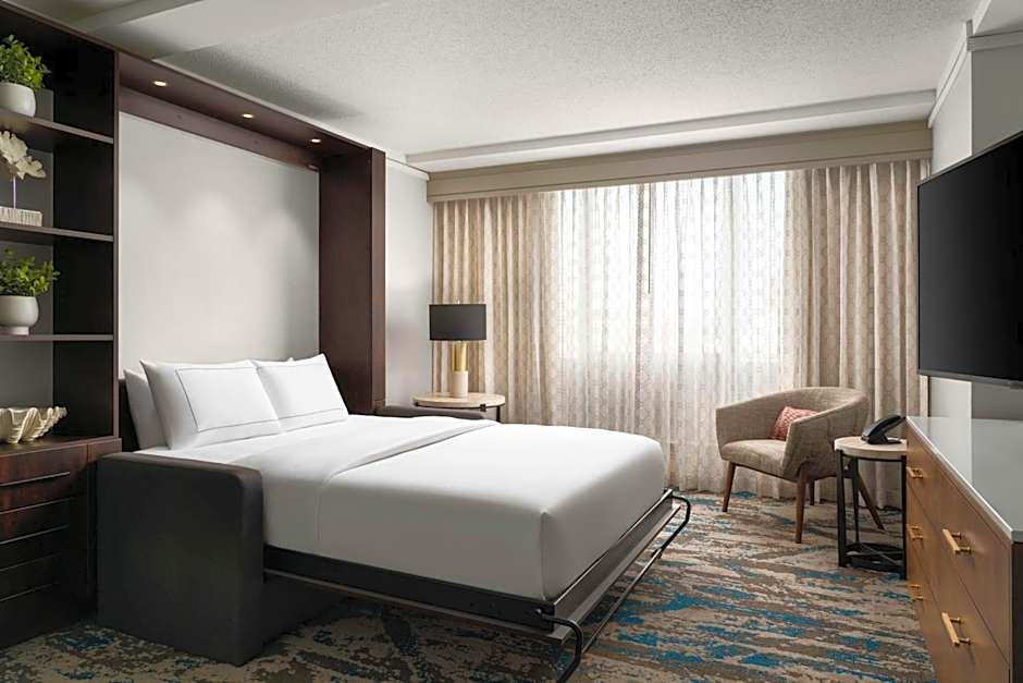 DoubleTree by Hilton Hartford Downtown