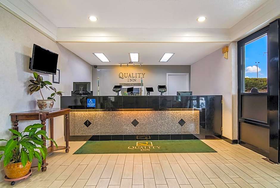 Quality Inn Marietta near Dobbins ARB