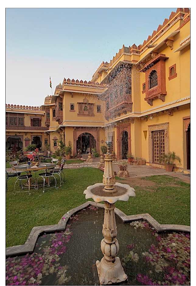Ravla Bhenswara Hotel