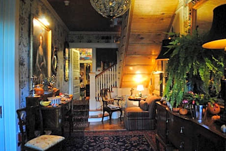 Stay Fairfield - Fairfield Place and Fairfield Manor Bed & Breakfast