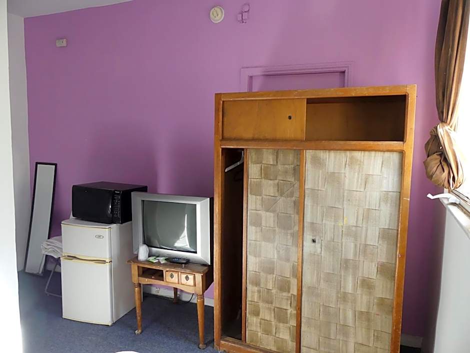 Wilshire Orange Hotel