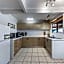 Airlie Apartments