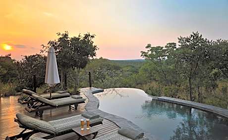 Zwahili Private Game Lodge & Spa