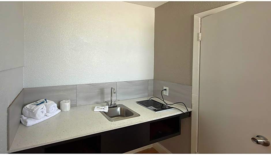 Studio 6 Suites Belton, TX