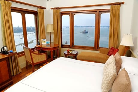 Luxury Sunset Seaview Room