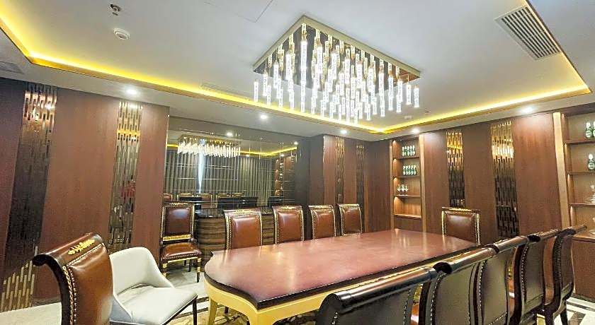 Cua Dong Luxury Hotel