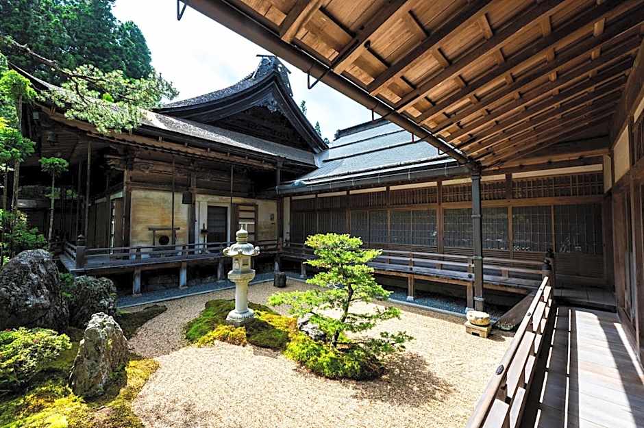 高野山 宿坊 龍泉院 -Koyasan Shukubo Ryusenin-