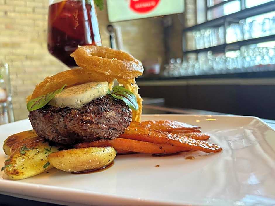 Delta Hotels by Marriott London Armouries