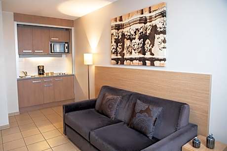 One-Bedroom Apartment (4 Adults)