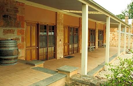 Two-Bedroom Apartment - Groom's Quarters