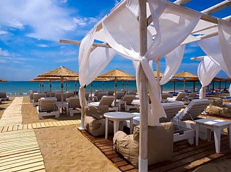 Amaryllis Beach Hotel