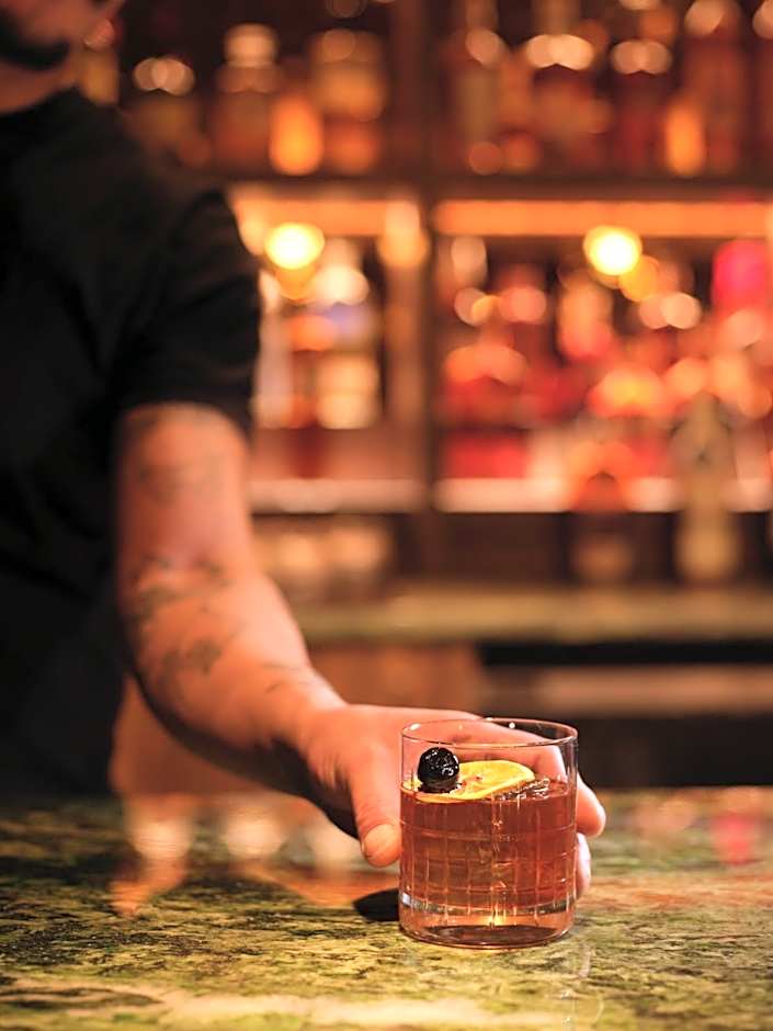Hotel Alpenrock Breckenridge, Curio Collection by Hilton