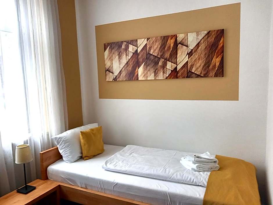 Hotel Karolinger