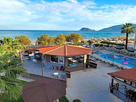 Jannos Beach hotel