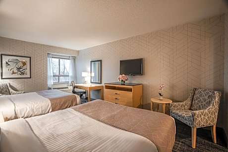 Standard Room with Two Queen Beds