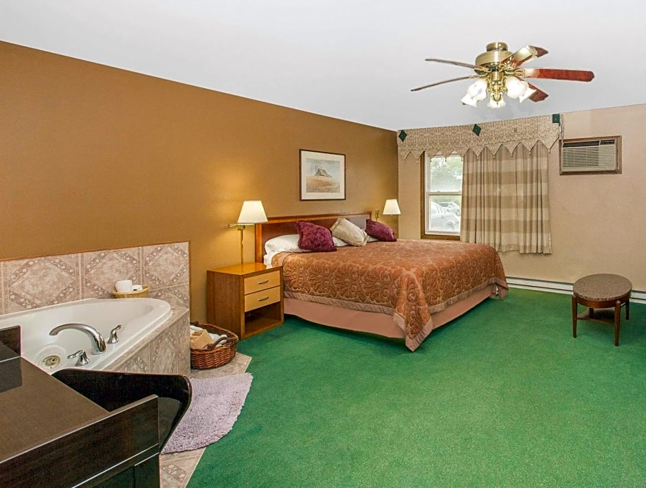 Days Inn by Wyndham Denison IA