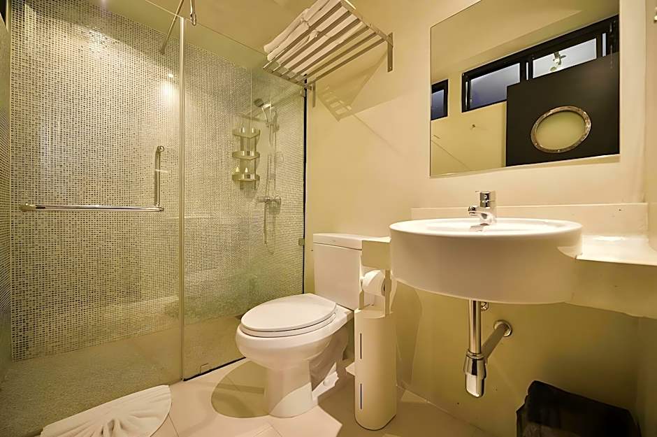 Collection O Jasaen Stylish Boutique Hotel