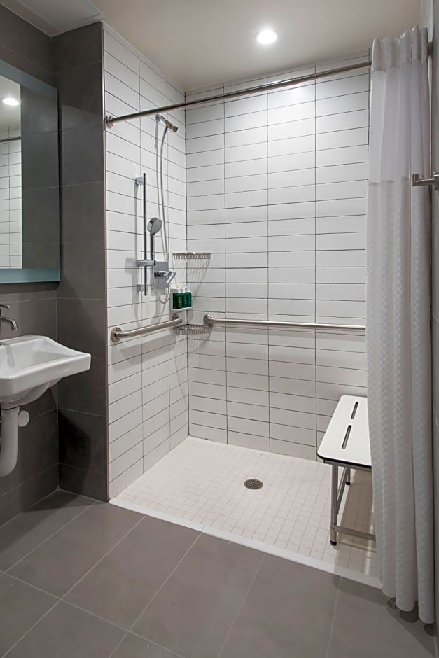 TownePlace Suites by Marriott New York Long Island City