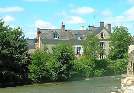 Chambres d'hôtes Le Pont Romain