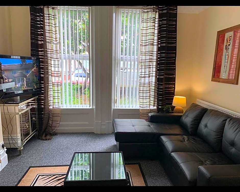 Marley Mansions Clarendon 65