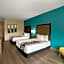 La Quinta Inn & Suites by Wyndham West Memphis