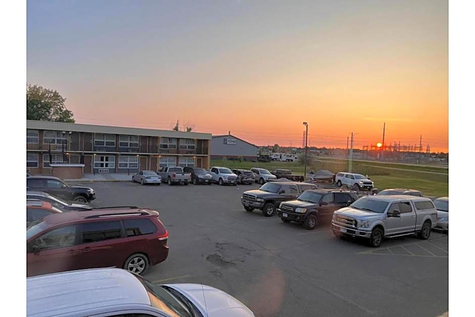 Devils Lake Inn By OYO Near Devils Lake Regional Airport