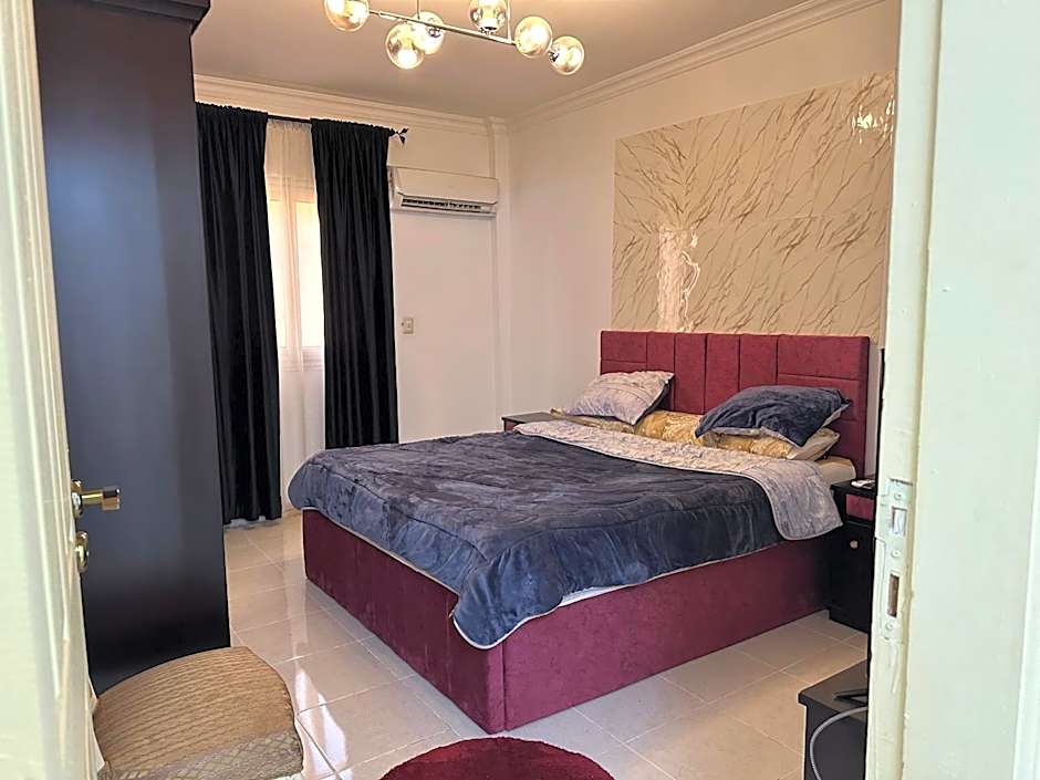 Gardenia city apartment in the middle of Cairo