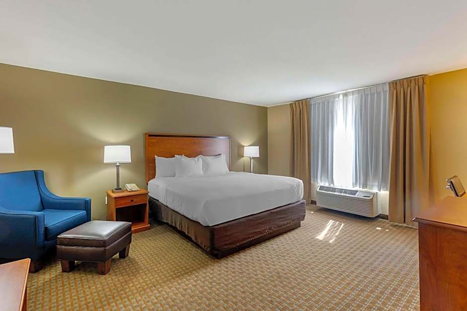 Comfort Inn & Suites Marion I-57