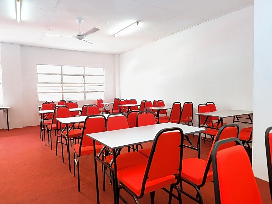 OYO 718 Mr J Hotel Wakaf Che Yeh 1