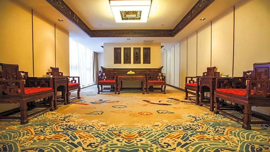 Imperial Palace Hotel