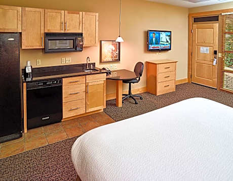 Executive King Room - Non-Smoking