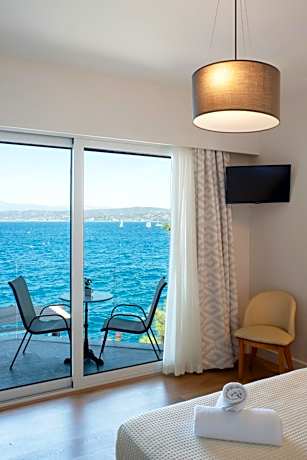 Deluxe Double or Twin Room with Sea View