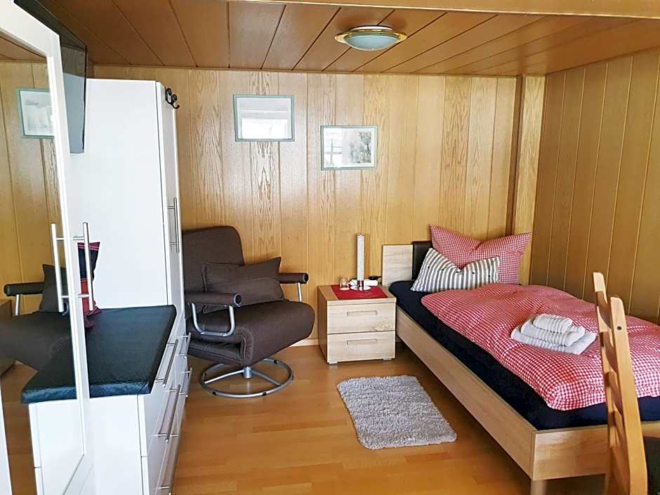 Monteur-Fremdenzimmer - Petit Quartier