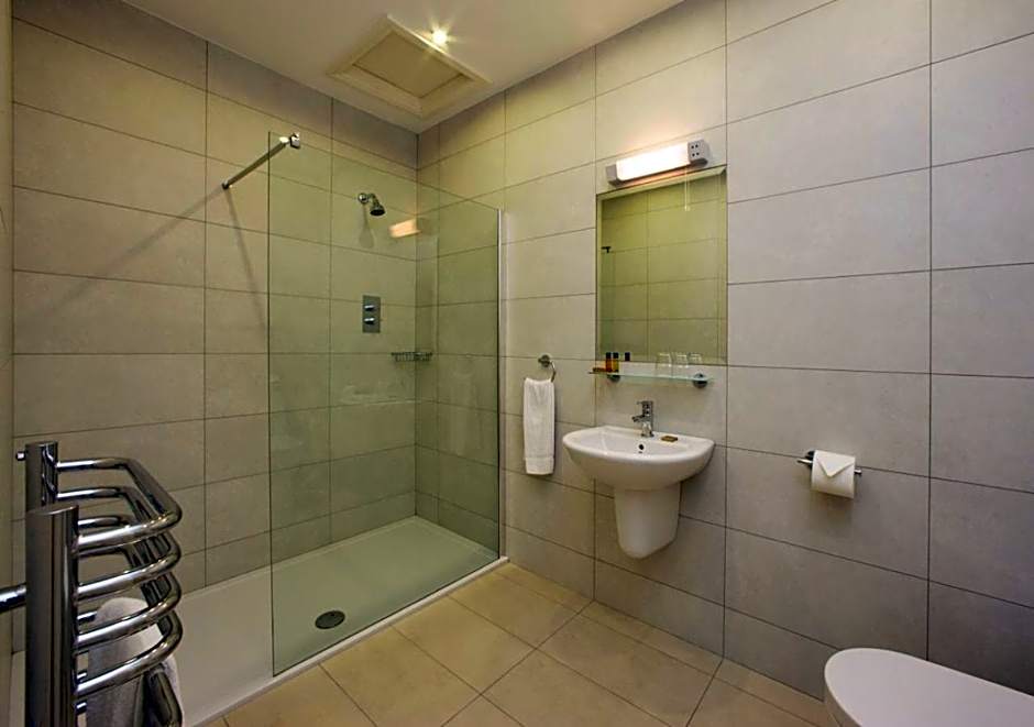 Walter Raleigh Hotel