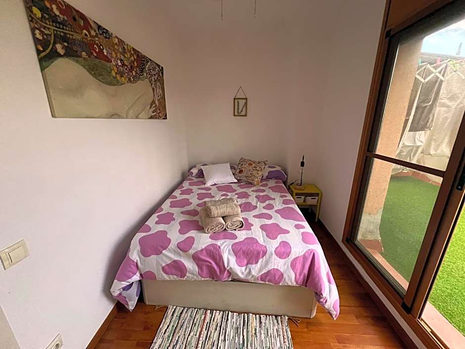 Private Double Room in a Shared Penthouse with Patios