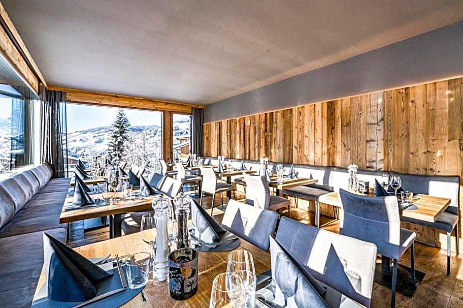 ALMMONTE SENSUM SUITES - Funky Living Hotel