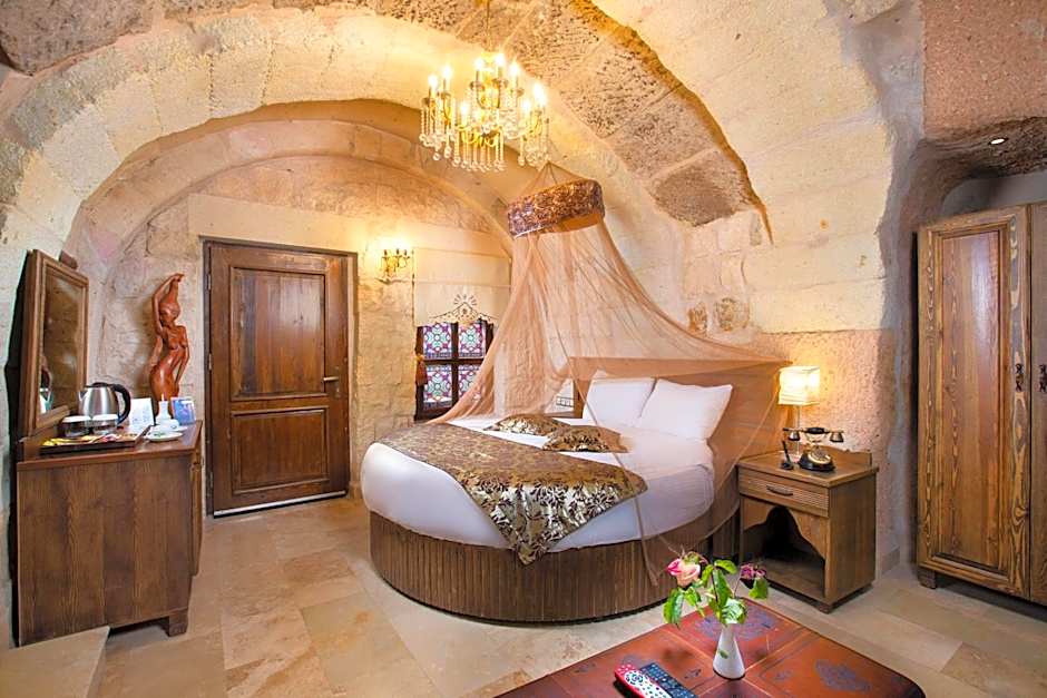Cappadocia Fairy Chimneys Selfie Cave Hotels - Special Class