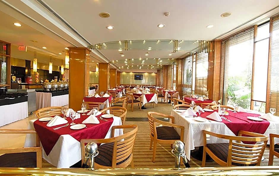 Hotel Crown Plaza Islamabad