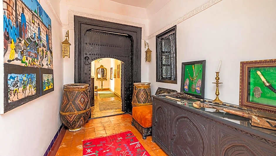 Riad ABBASSIA Marrakech Première - Authentic Medina Experience