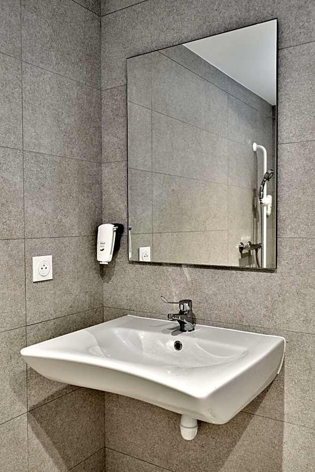 Kyriad ECO - Narbonne Sud