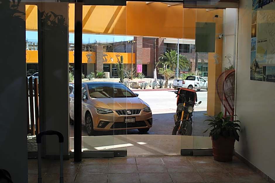 Seven Crown Express & Suites