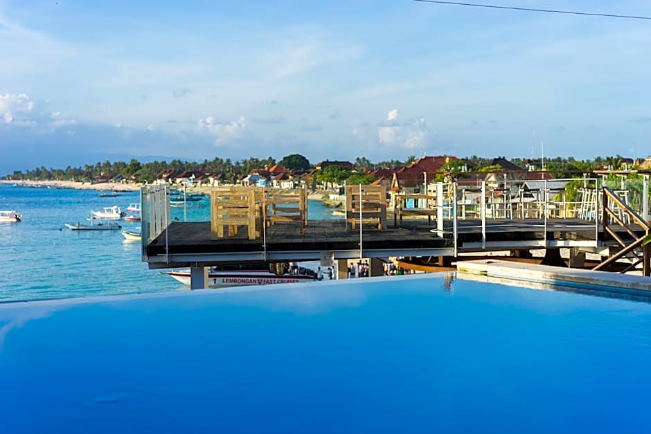 Ware Ware Surf Bungalow Lembongan