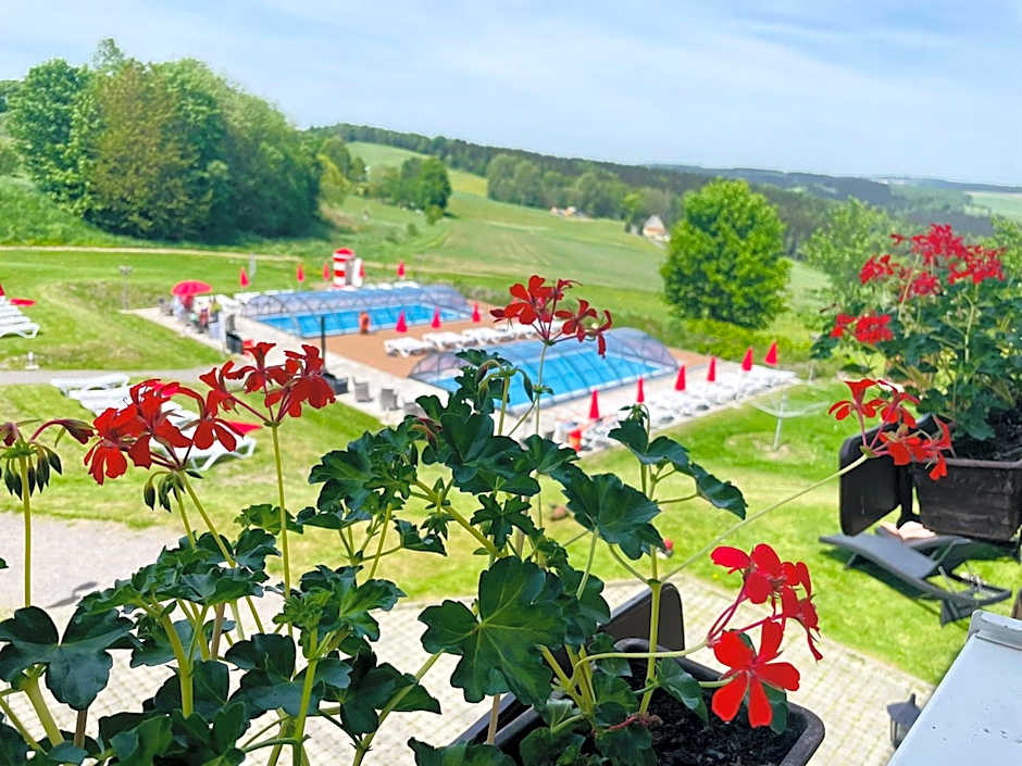 Panorama Berghotel Wettiner Hohe