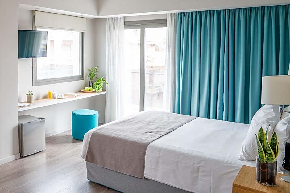 CHROMA FASHION ROOMS & APARTMENTS