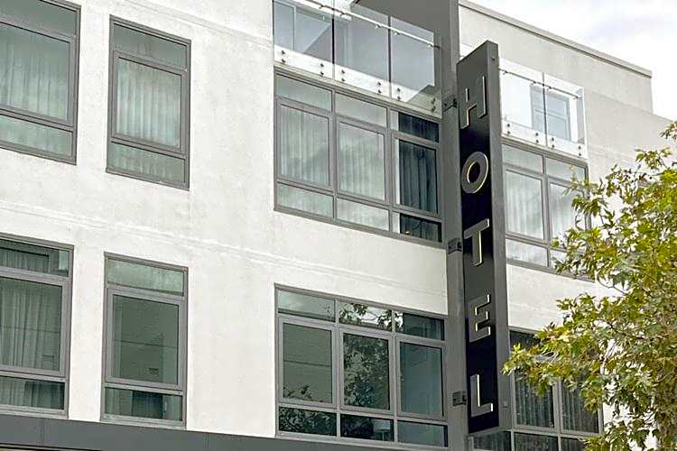 New Haus by Hougoumont Hotel, former Bannister 22