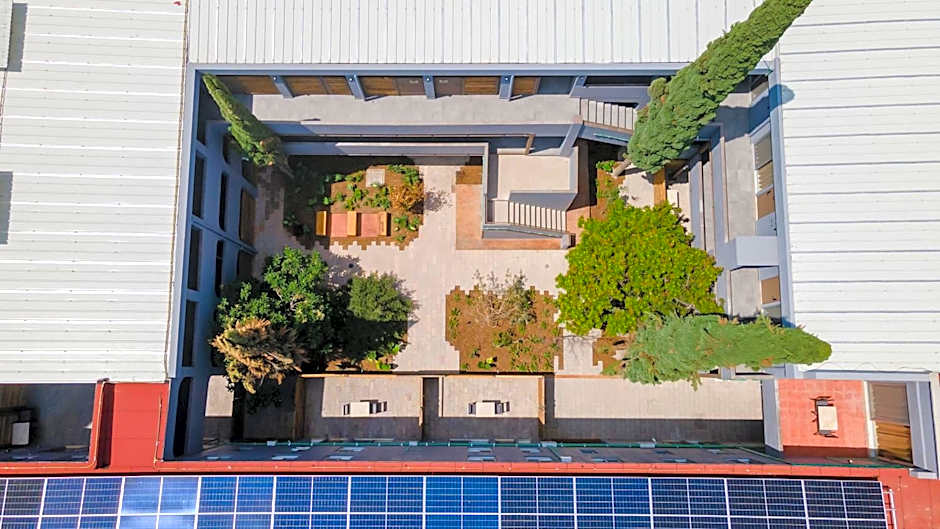 Hacienda Santa Barbara by Homi Rent