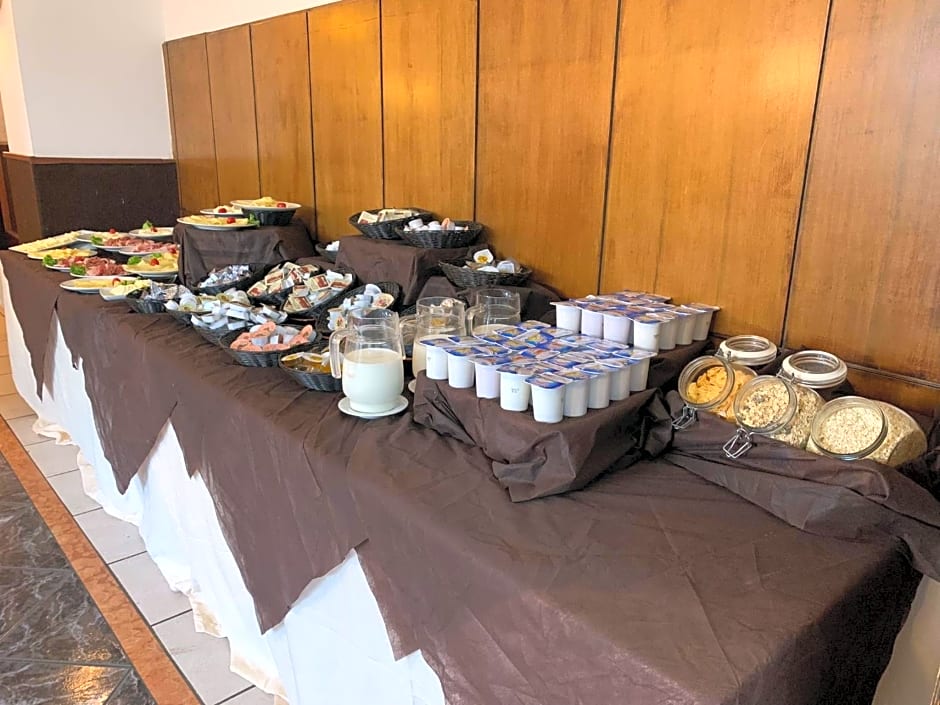 Excelsior Hotel Cimone LowCost